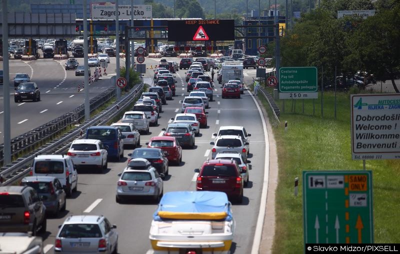 Slavko MidzorPIXSELL